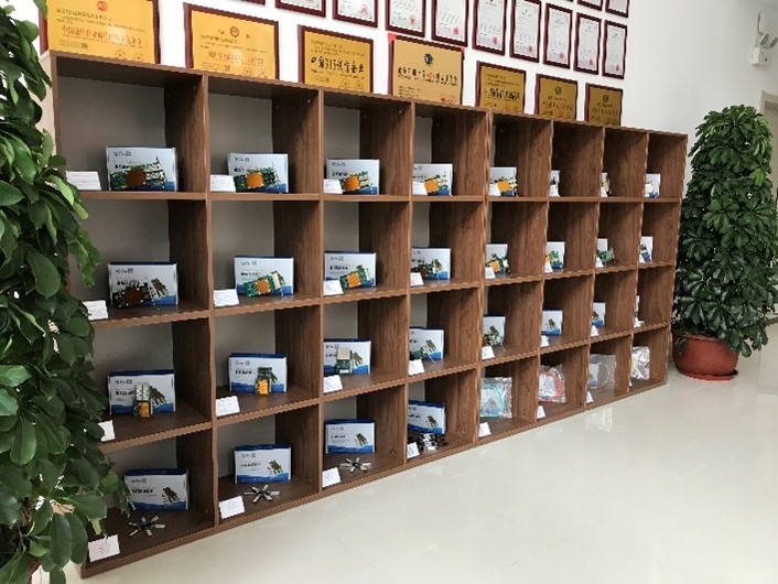 光润通产品展架