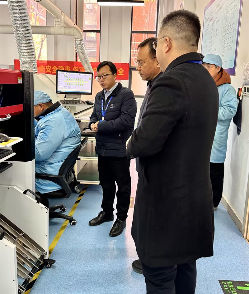 高碑店市委贾伟斌书记一行莅临光润通科技考察指导(图2)